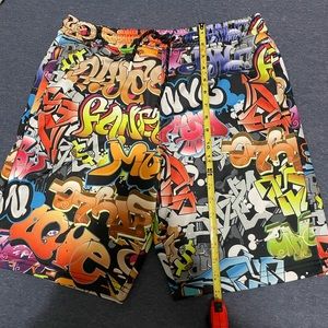 Graffiti shorts